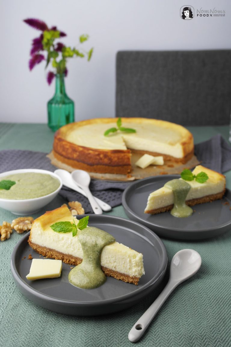 Käsekuchen mit weißer Schokolade und süßem Walnuss-Minz-Pesto - Nom ...