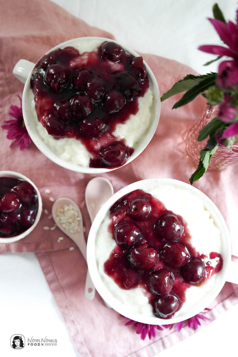 Omas schneller cremiger Milchreis mit Kirsch-Kompott - Nom Noms food
