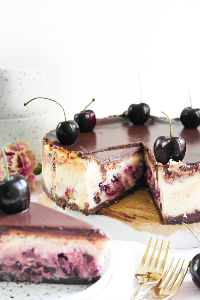 Kirsch-Käsekuchen mit Schokolade | Schwarzwälder-Kirsch-Käsekuchen ...