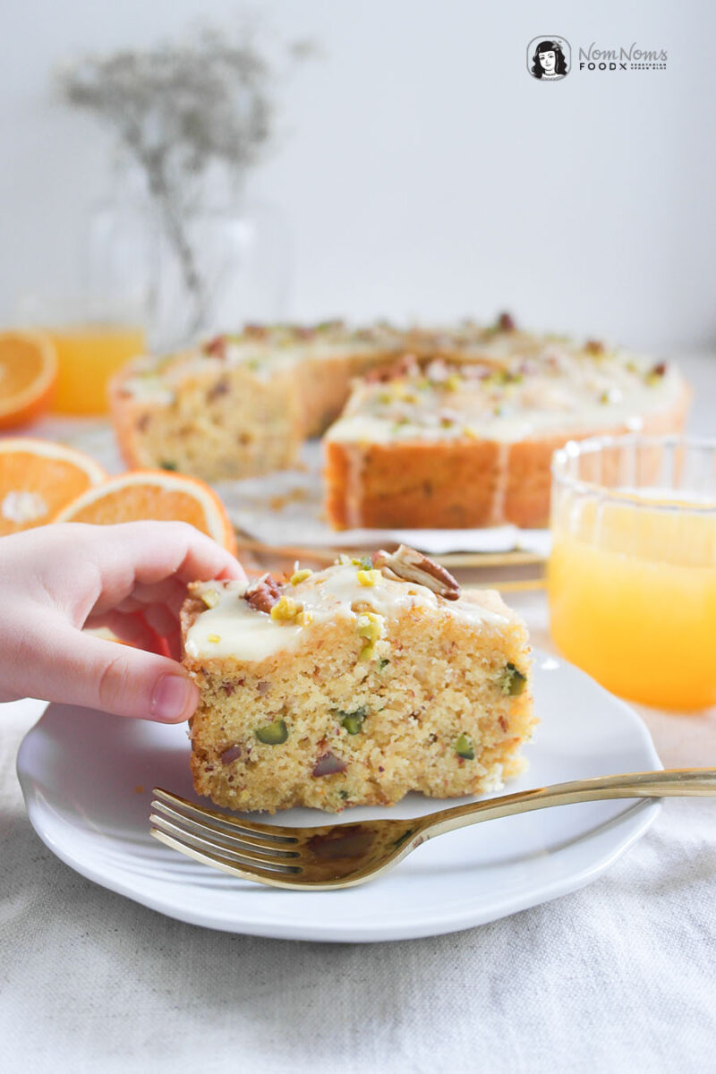 Veganer sizilianischer Orangenkuchen mit Pistazien und Pekannüssen ...
