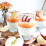 Kefir-Vanille-Creme mit Apfel-Zimt-Kompott