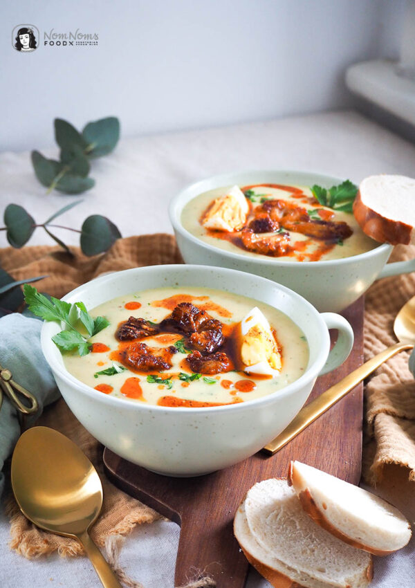 Cremige Senf-Kartoffelsuppe mit geröstetem Blumenkohl und Ei