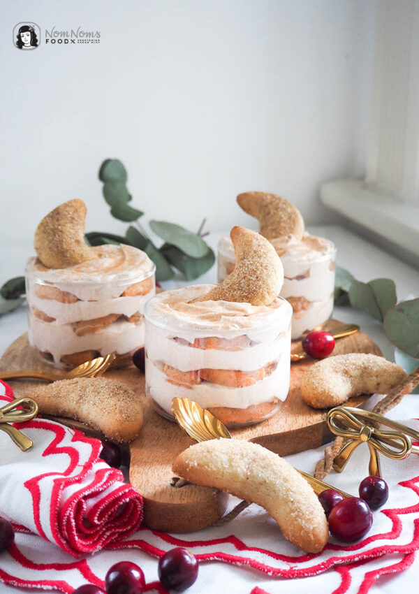 Knusprig-cremiges Vanillekipferl-Tiramisu mit Zimt-Creme - Dessert im Glas