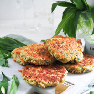 Bärlauch-Käse-Bratlinge mit Haferflocken