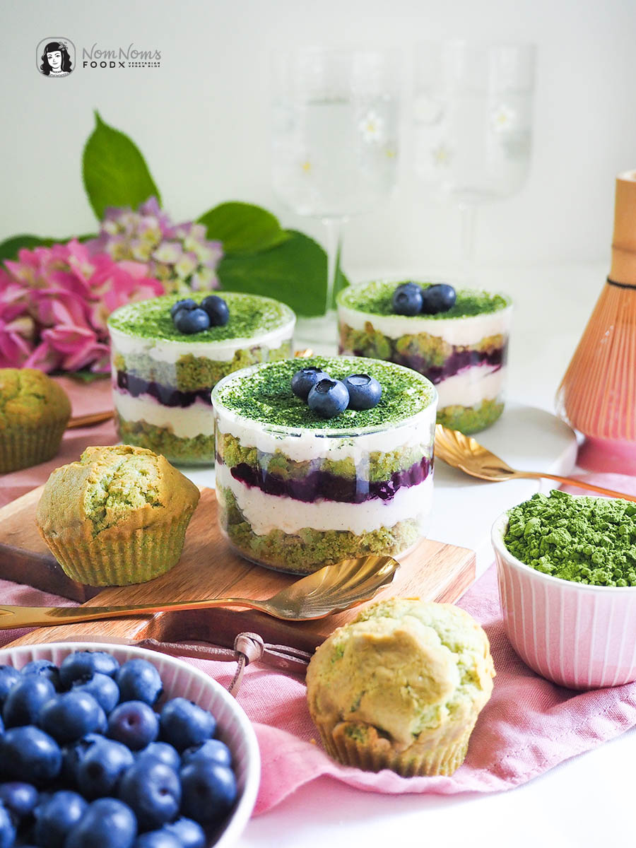 Matcha-Blaubeer-Tiramisu im Glas mit Matcha-Muffins aus dem Airfyer Backen mit Butterschmalz